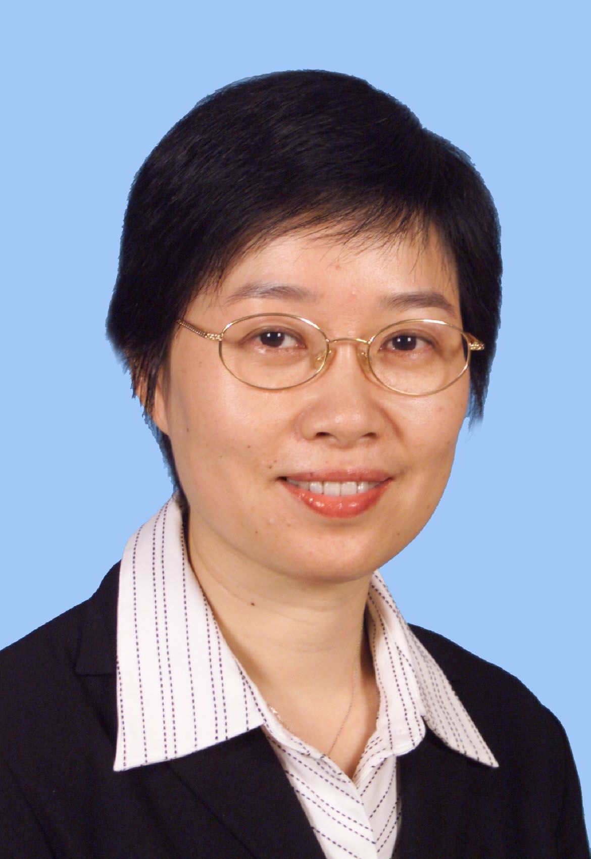 邱寶珊